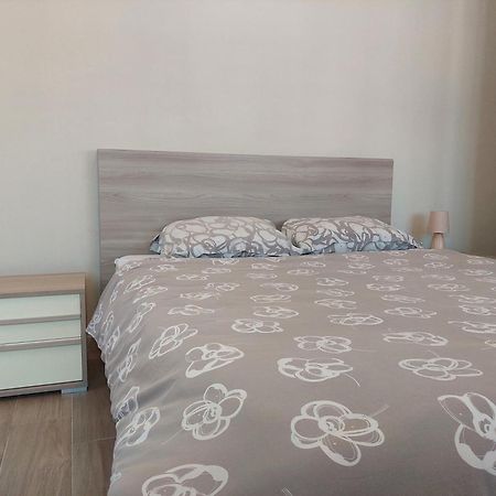 Novi Outlet Apartment نوفي ليغوري المظهر الخارجي الصورة
